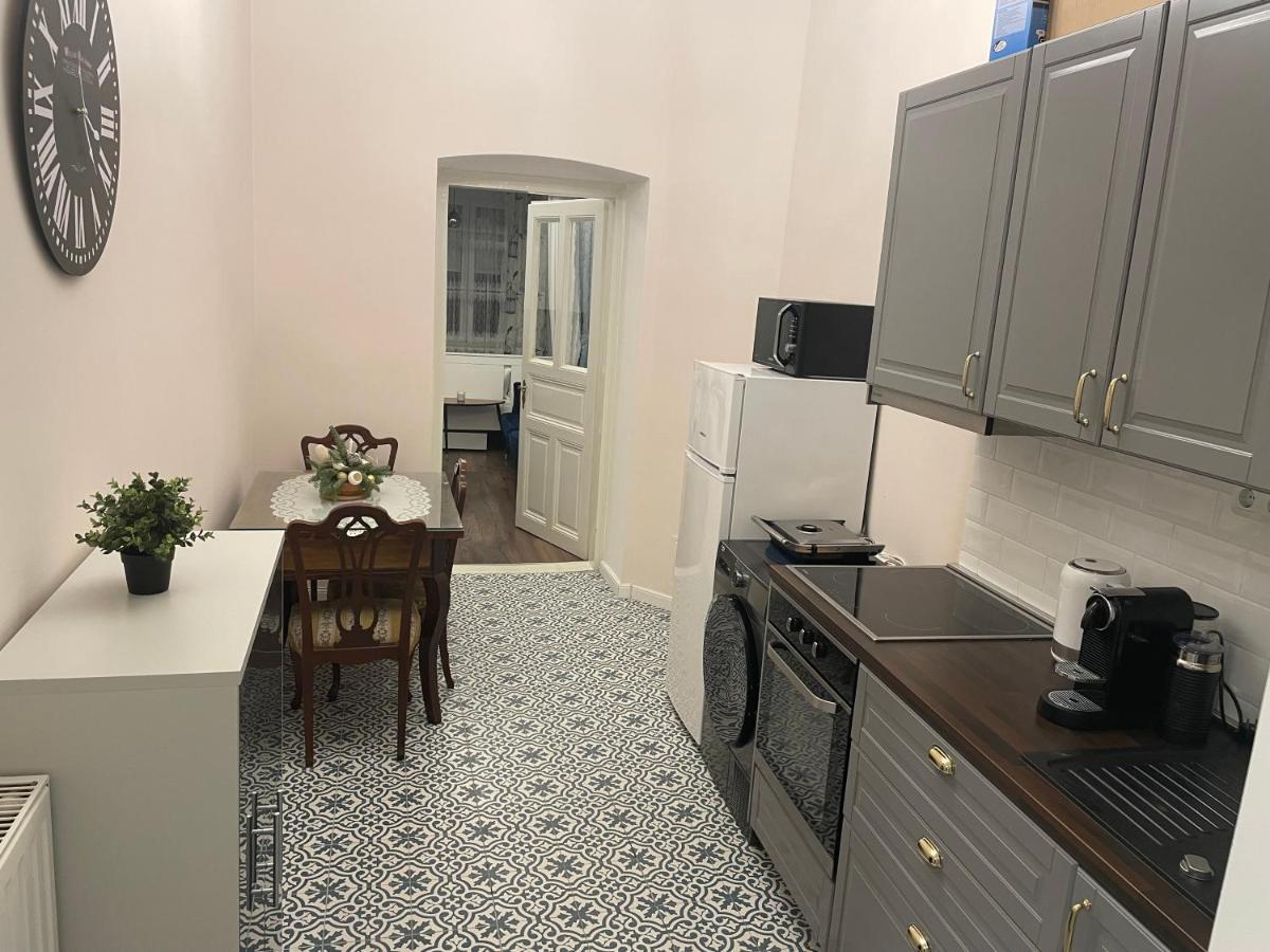 Charming And Cozy Apartment In Center Of Zagreb Bagian luar foto