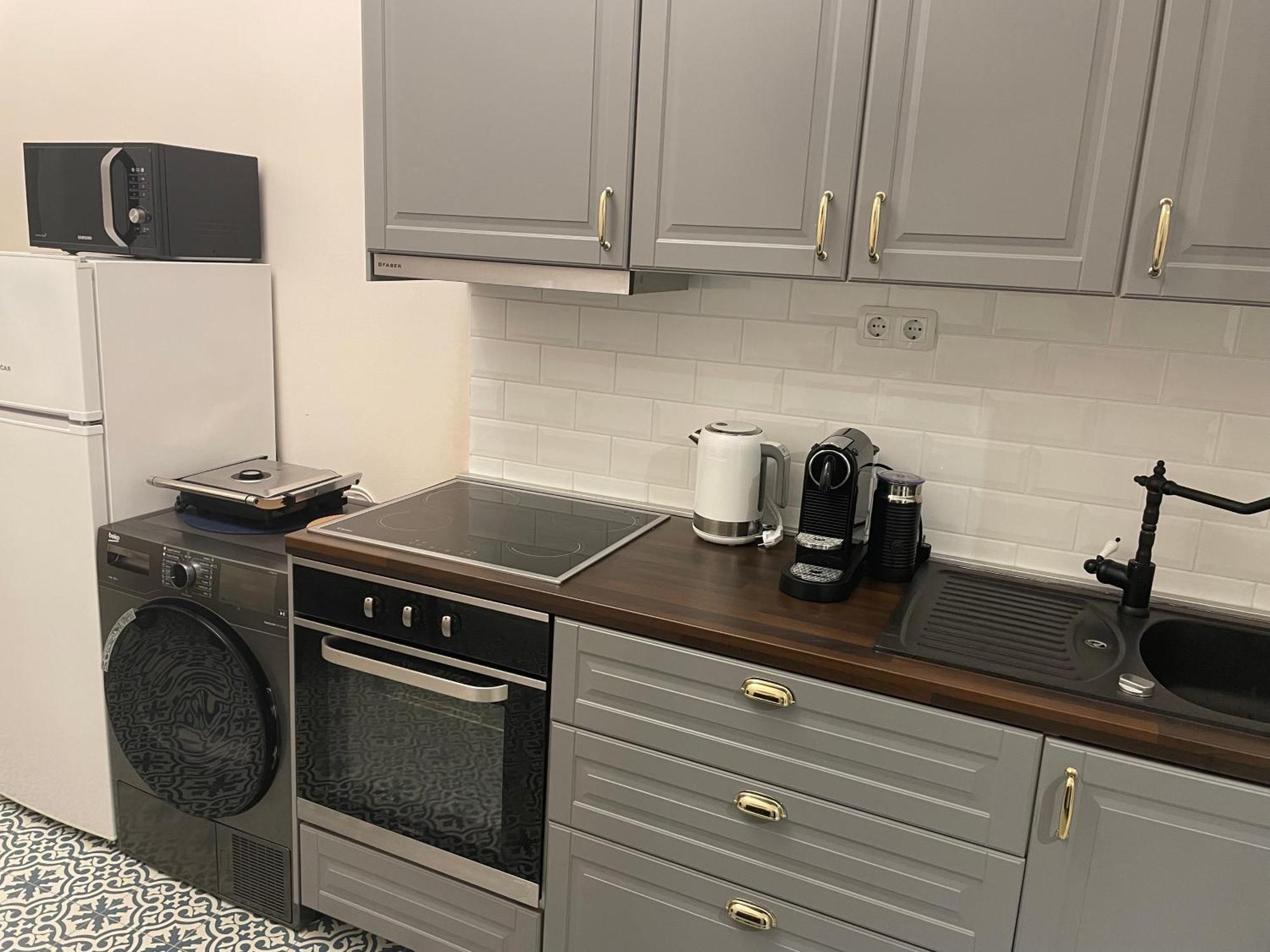 Charming And Cozy Apartment In Center Of Zagreb Bagian luar foto