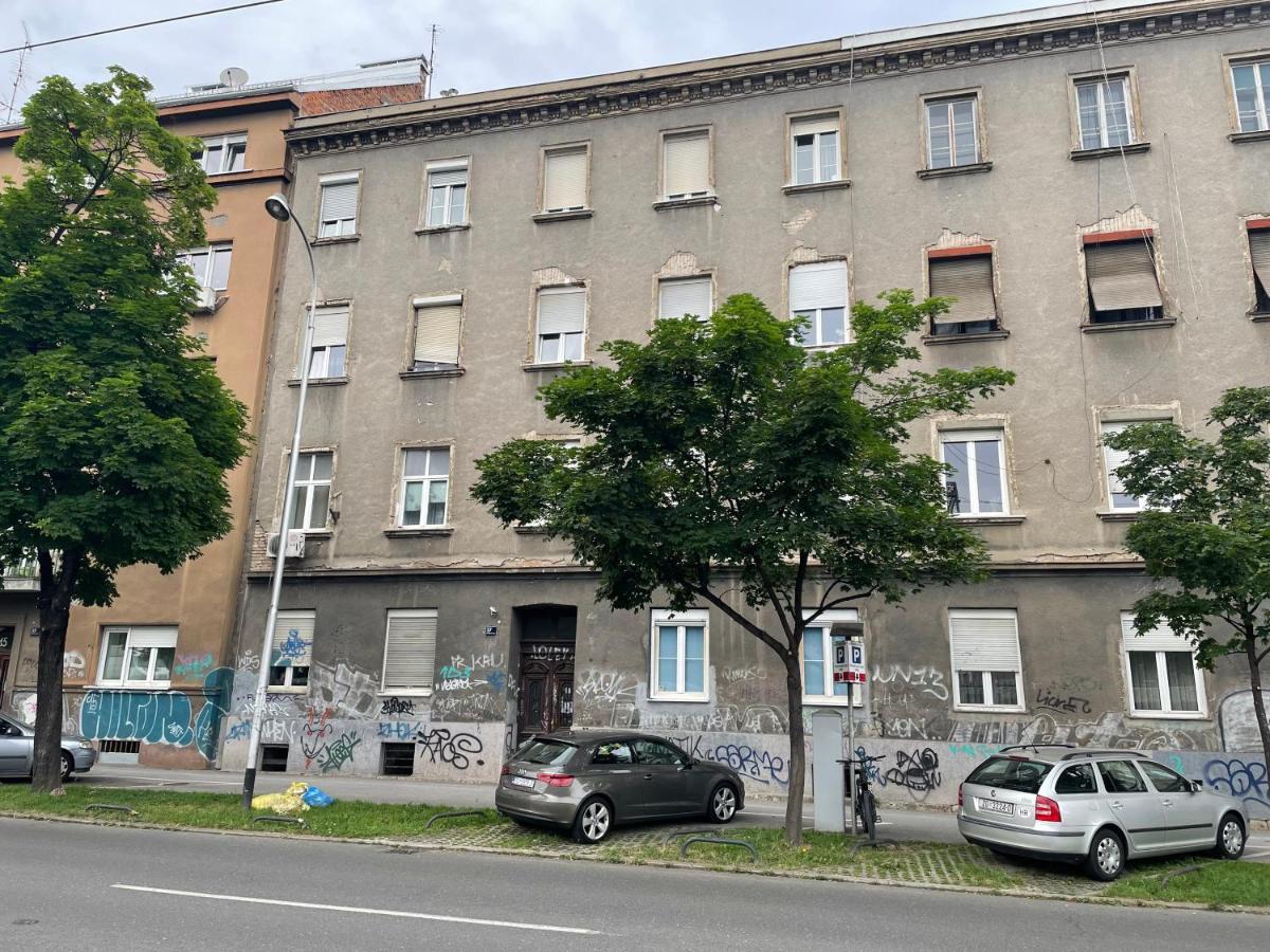 Charming And Cozy Apartment In Center Of Zagreb Bagian luar foto